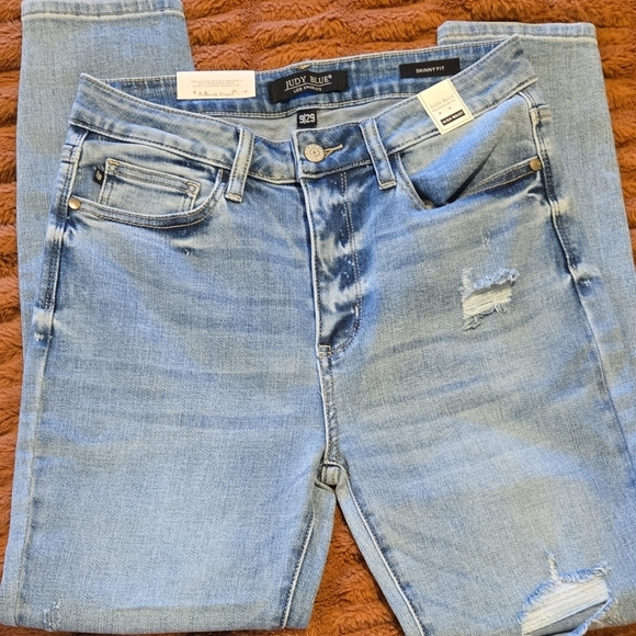 Judy Blue Denim - Judy Blue Skinny Fit Light Blue Distressed Jeans